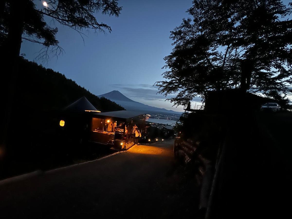 つながるキャンプリゾートqoonel+ Fujikawaguchiko Bagian luar foto
